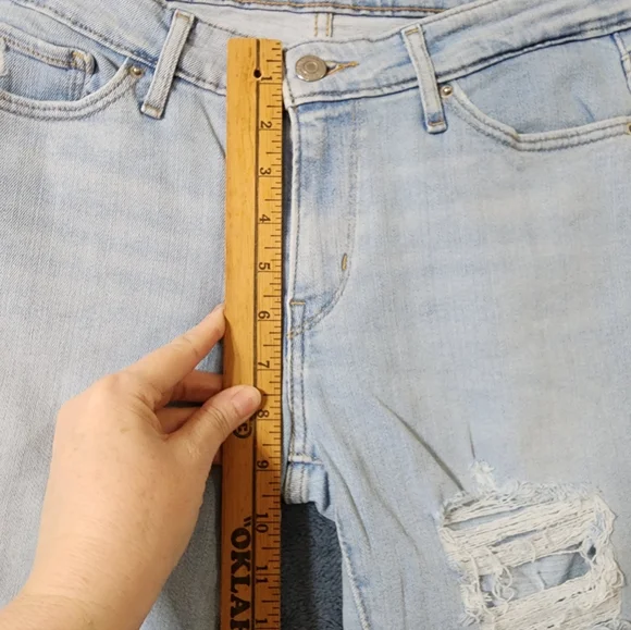 Levi's 711 Jeans Women's 29x30 Skinny Stretch Light Wash Blue - Picture 5 of 10